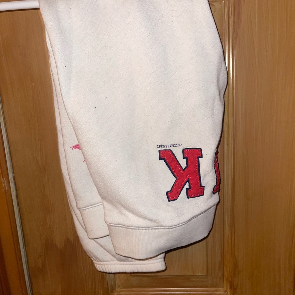 Women’s sweatpants